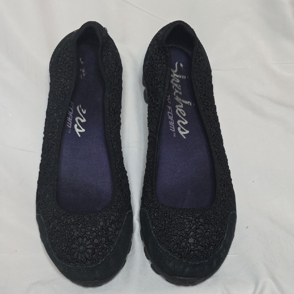 Skechers Women's Memory Foam Black Flower Lace Loafers Sz. 7